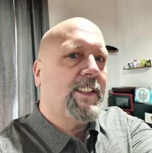 Meet your Posher, Lonnie